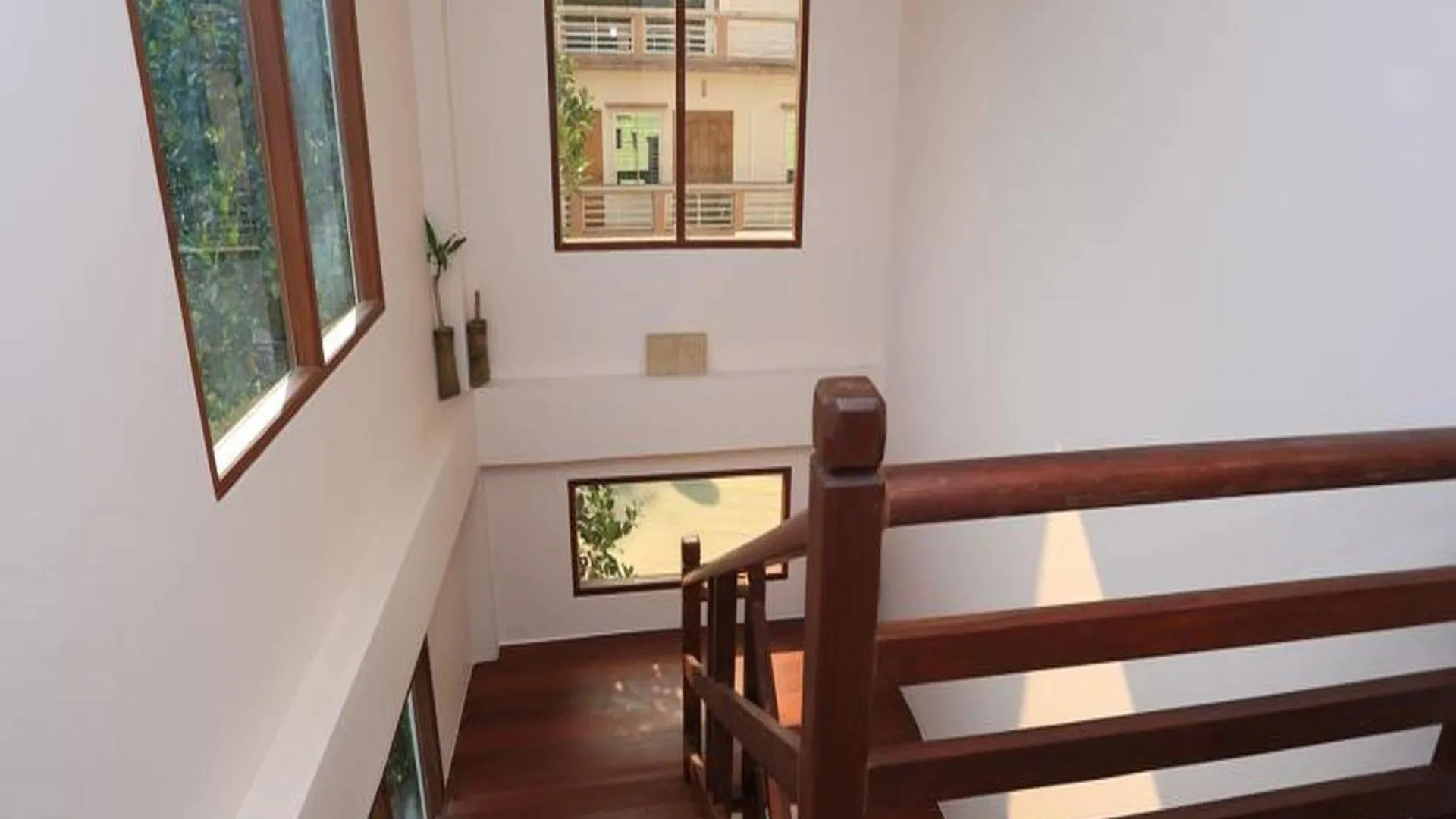 Mango Hill Inn Tadagyi